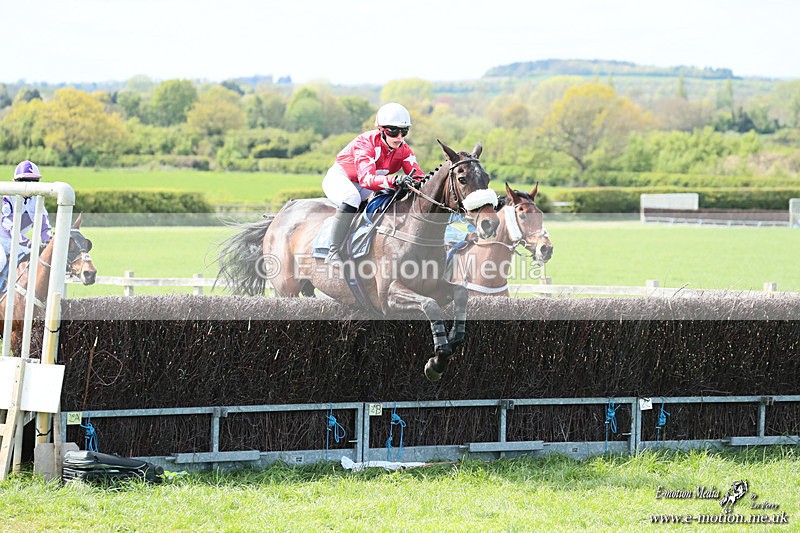 PtP 190426 425 - Vine & Craven PtP Kingston Blount 19/04/26