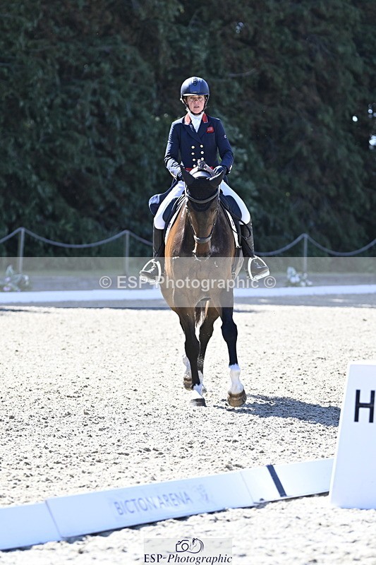 250522A-101204-02635 - B-310-Kitty.King-LISCARROW.FERNHILL