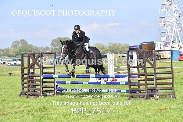BPP_7517 - CLASS 6 Nisbets Fresh From The Farm & The Golf Inn 1.00m Amateur Championship