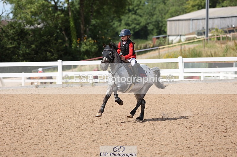 240629A-160024-07855 - Cls 13 Stepping Stones 128cm + 138cm