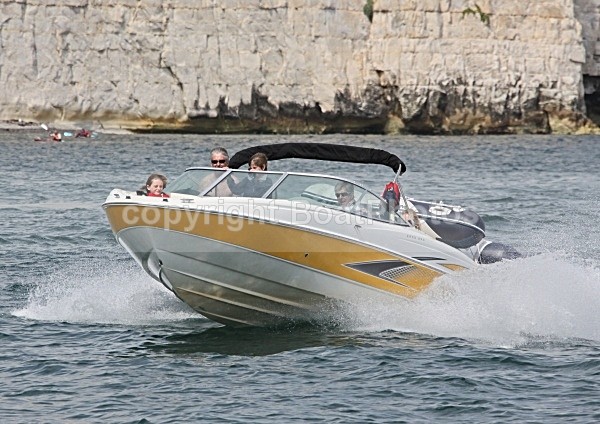 090808 MAXUM IMG_4737 - Speedboats