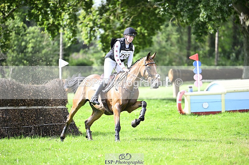 240804-171041-18854 - 703-Holly_Morris-ROYALE_LOUIS