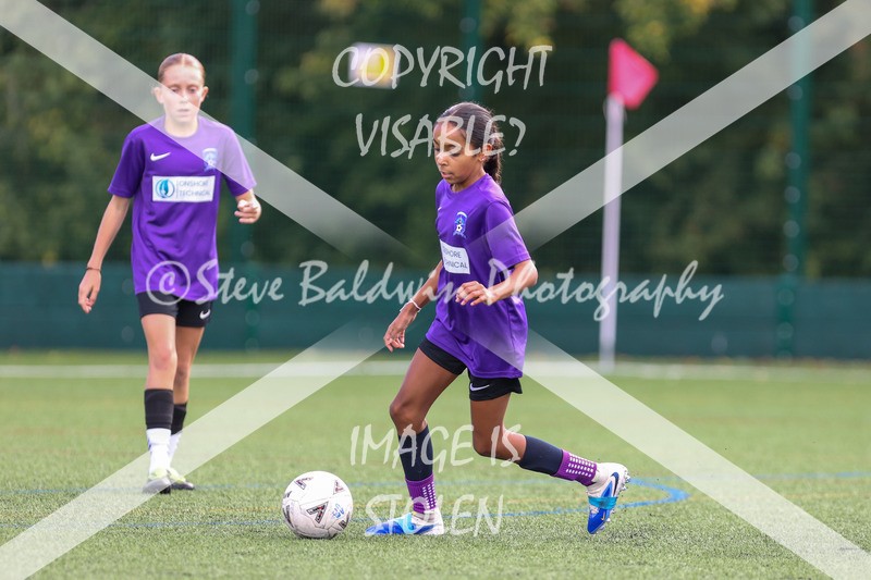 1DX30777 - 2025-09-13 FC Abbey Meads U13 Blue Girls V AFC Corsham U13 Pumas