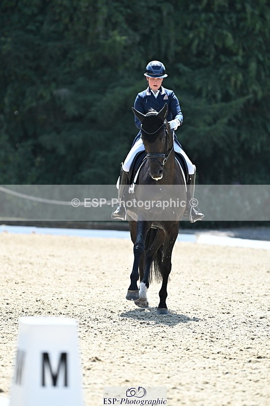 250810A-135818-07146 - 070-Abbie.NewburySeagry.Firstamour