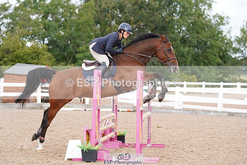 240915A-112140-09385 - Cls 33 85cm Amateur Qualifier