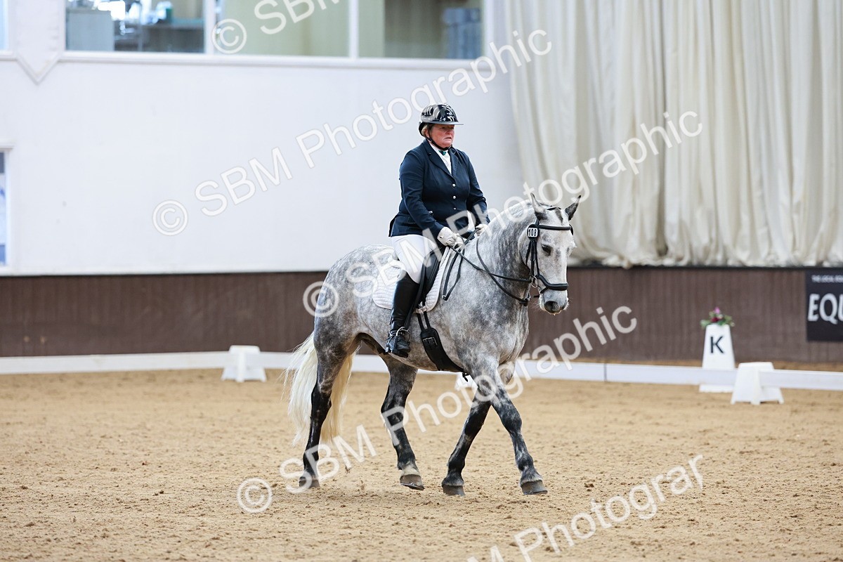 SBM_007086 - Class 6b - Novice 6 - 8.56-9.24