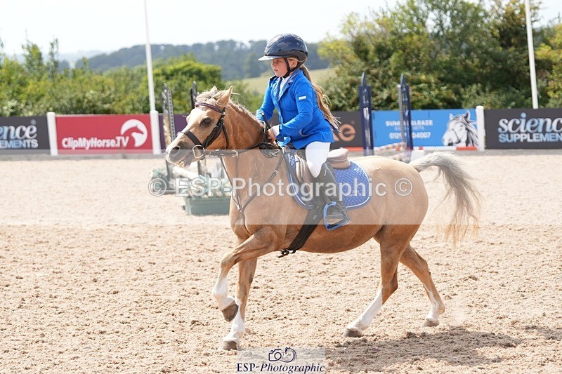 250805-145130-00016 - Clear Round and 60cm