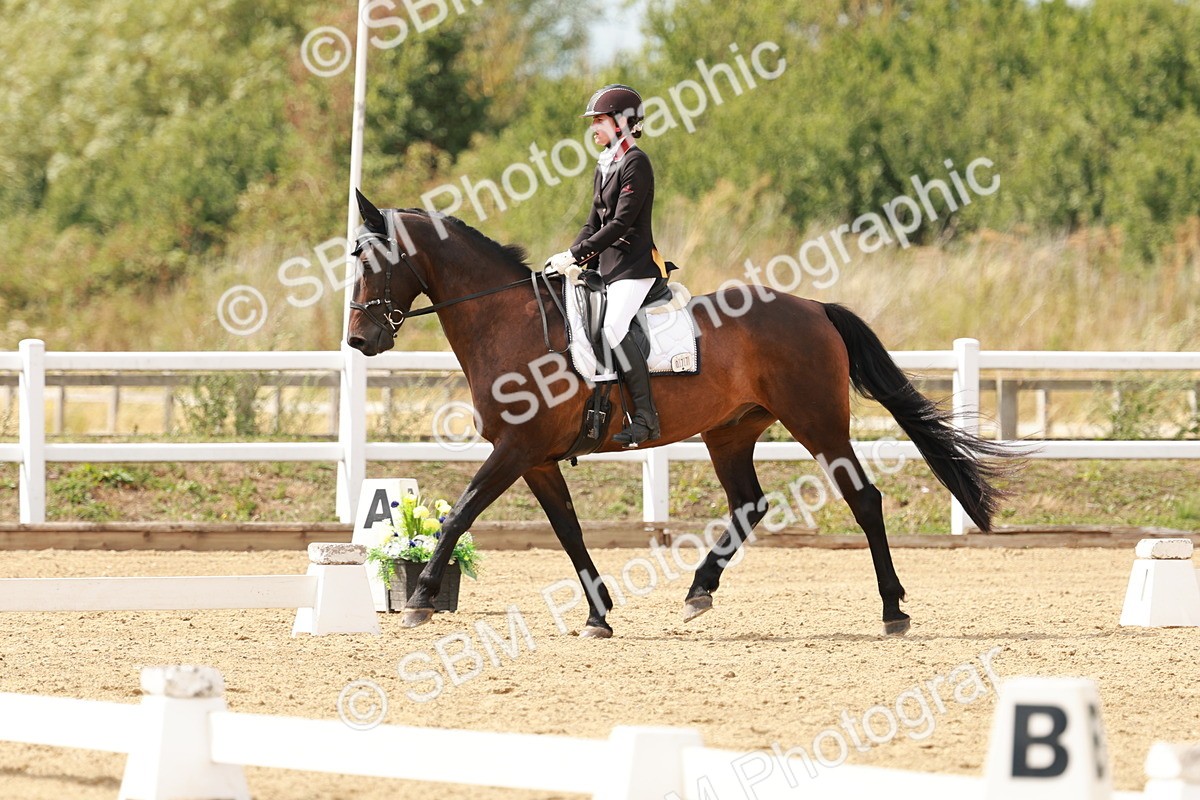 SBM_002267 - Classes 13, 19 - AM5 & FEI Pony Team Test