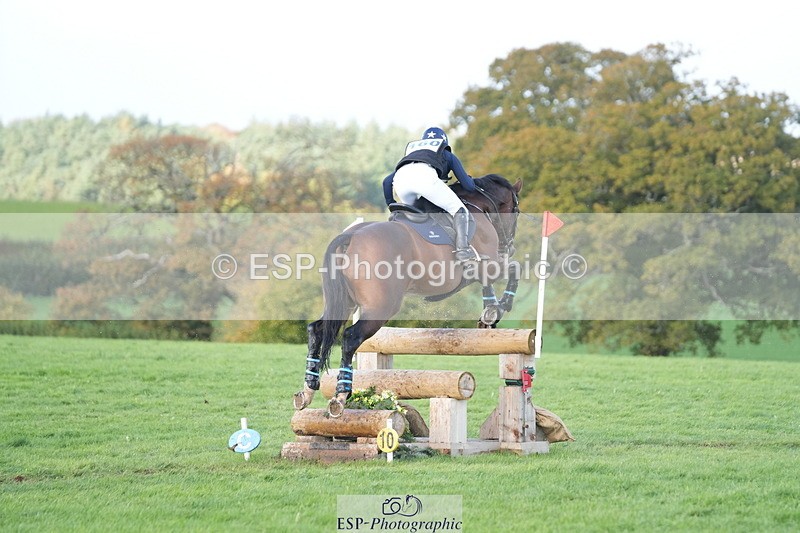 251024A-131729-11054 - B-160-Phoebe.Woods