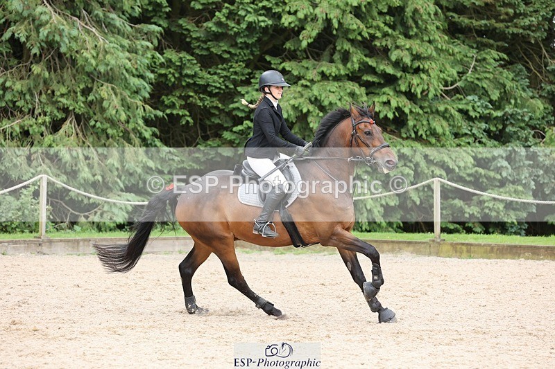 240711-122750-27102 - Cls 122 1.10m Amateur Quali