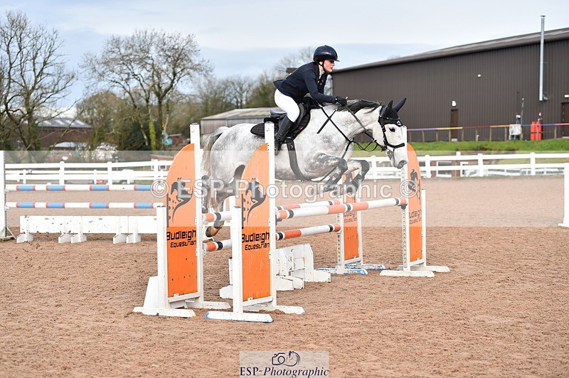 231203A-125842-01248 - Cls 9+10 Children on Horses 1m & 1.10m