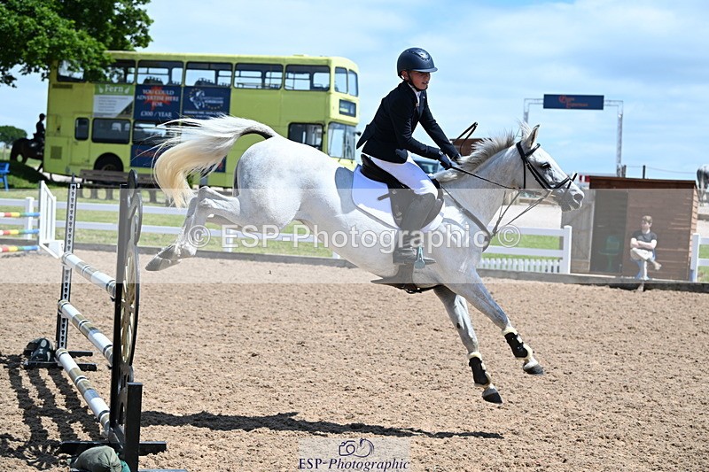 240609A-132647-05720 - Cls 25 Pony Newcomers and 1m Open