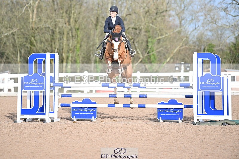 231208A-113704-00534 - Cls 4 Snr 1.05m Open