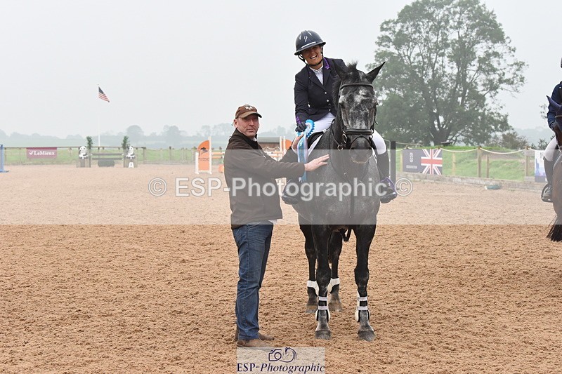 230916A-171220-05784 - Cls 19 Snr 1.10m Derby