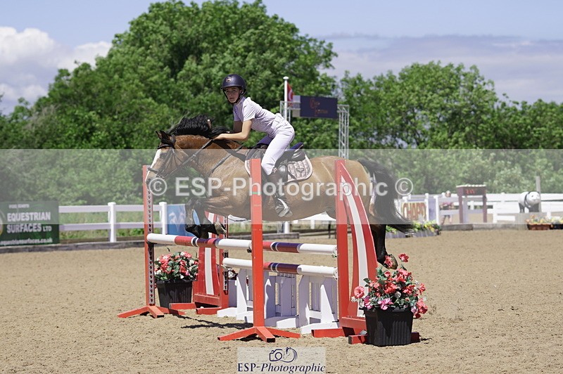 230624A-130824-01506 - Cls 24 Pony Discovery & 90cm Open