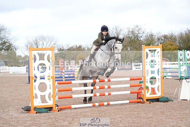 251026-121343-02345 - Cls 4 Pony Winter Novice + 80cm Open