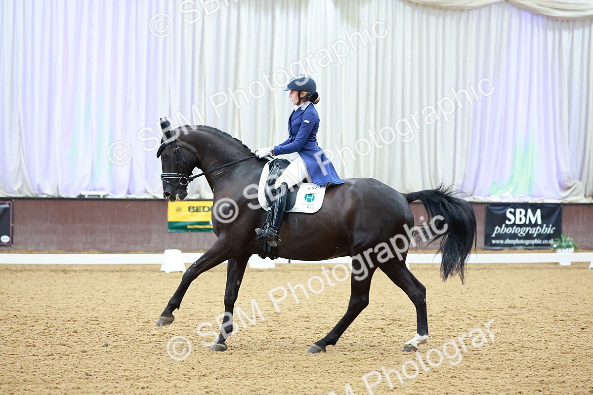 SBM_007898 - Class 9 - FEI INT II - 16.54.17.57