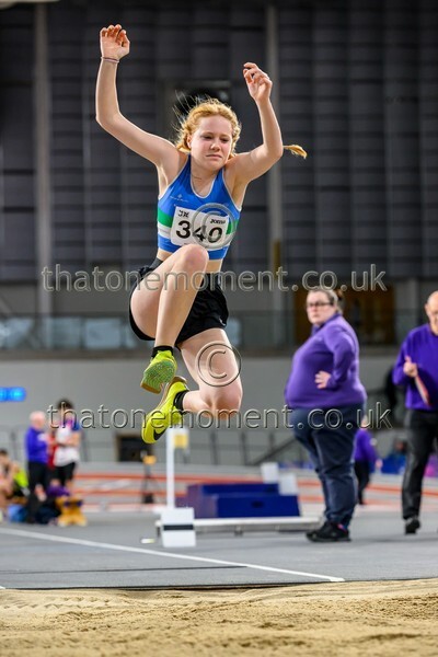 AgeInd25SAT-918559 - Field Female