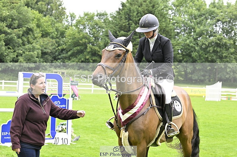 250613A-135643-02407 - Cls 3 Snr Foxhunter