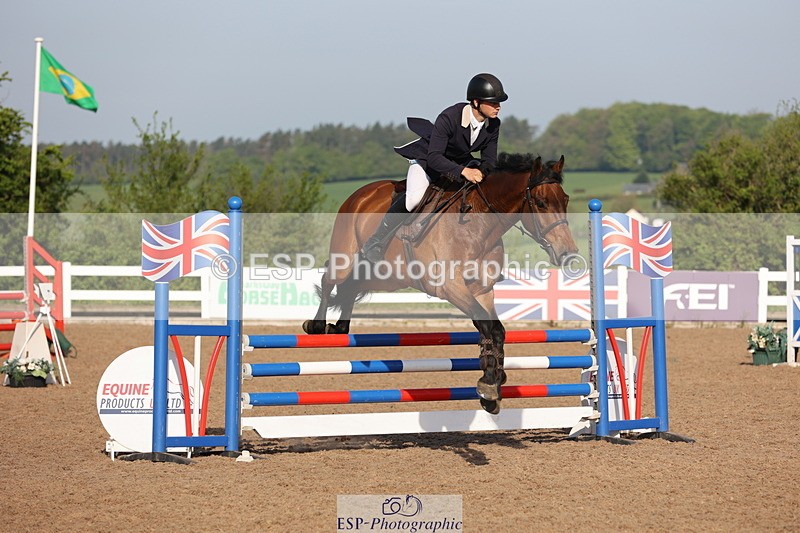 240510A-082438-04212 - Cls 13 British Novice and 90cm Open