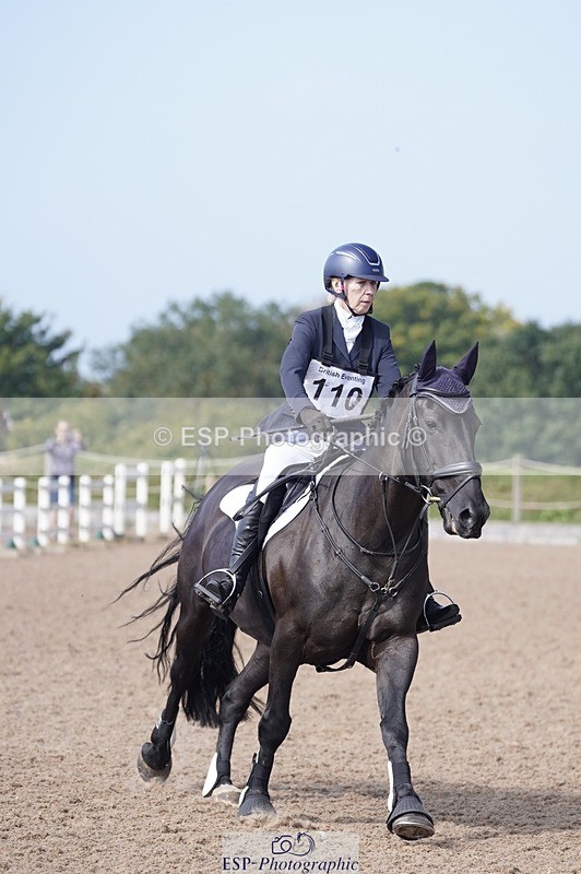 240831A-104642-00362 - 110-Laura.Pritchard-TOUCH.OF.SILK.I