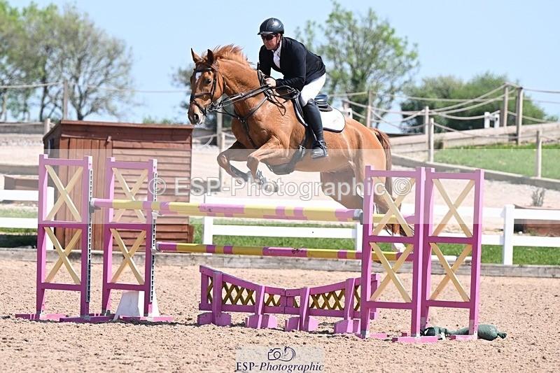 250514-142742-00560 - Foxhunter and 1.20m Open