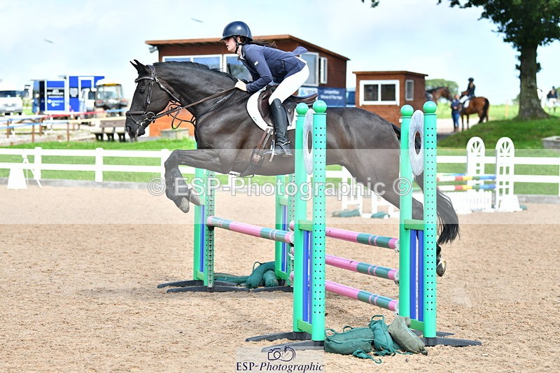 230819A-150503-00956 - Cls 31 85cm Amateur Qualifier