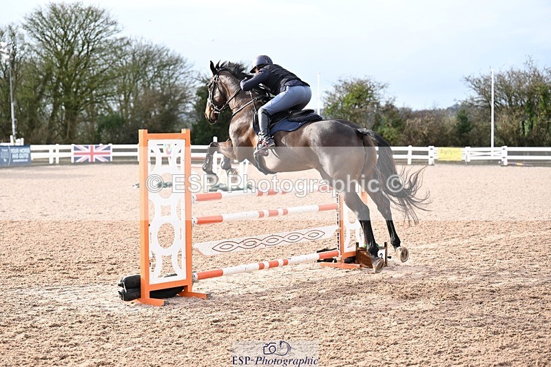 260128-132817-00561 - Snr Newcomers 1.10m