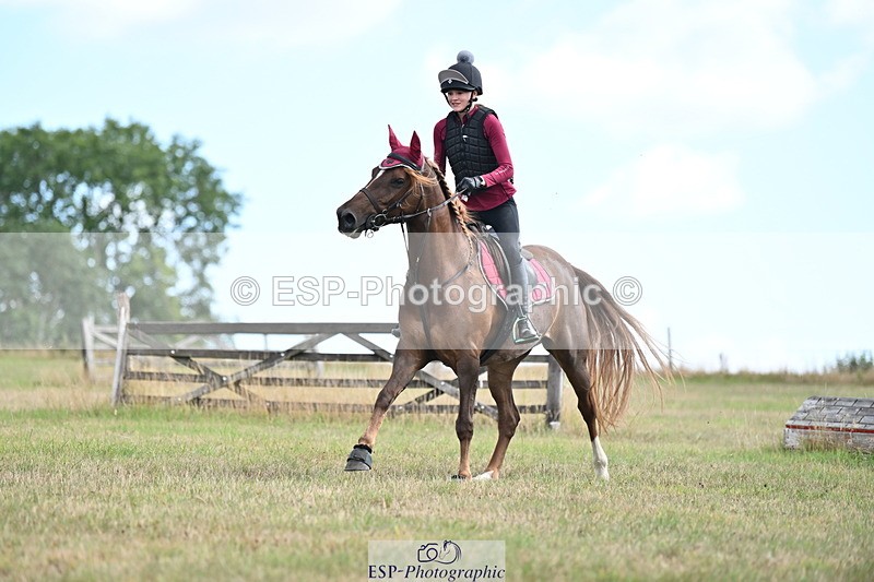 250821B-103909-00148 - Group B - Danielle
