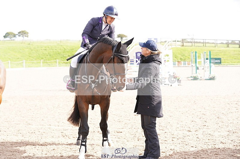 241004A-121156-00431 - Fri 02 Snr 1.05m Open