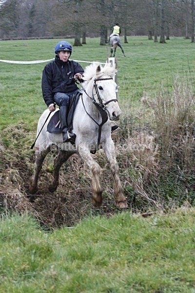 _MGN0689 - Summerhill Chase 2012