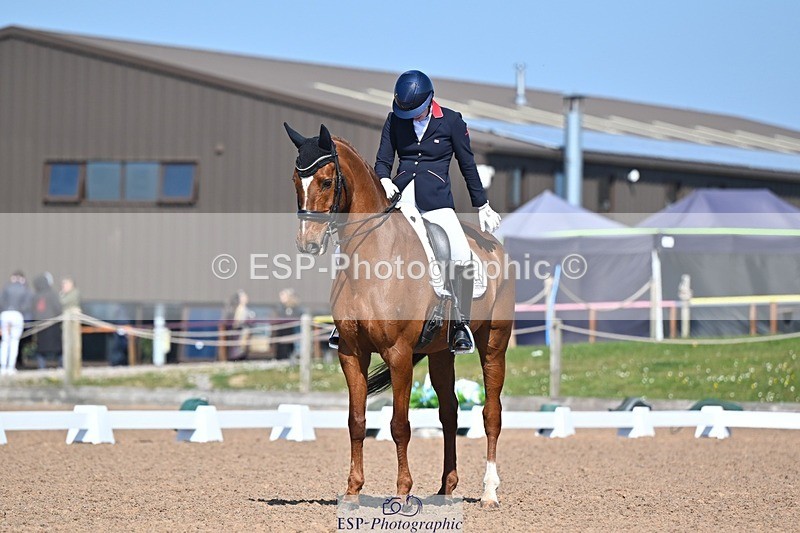 250405-105040-10045 - 120-Isabella.Caldwell-Don.Geniro