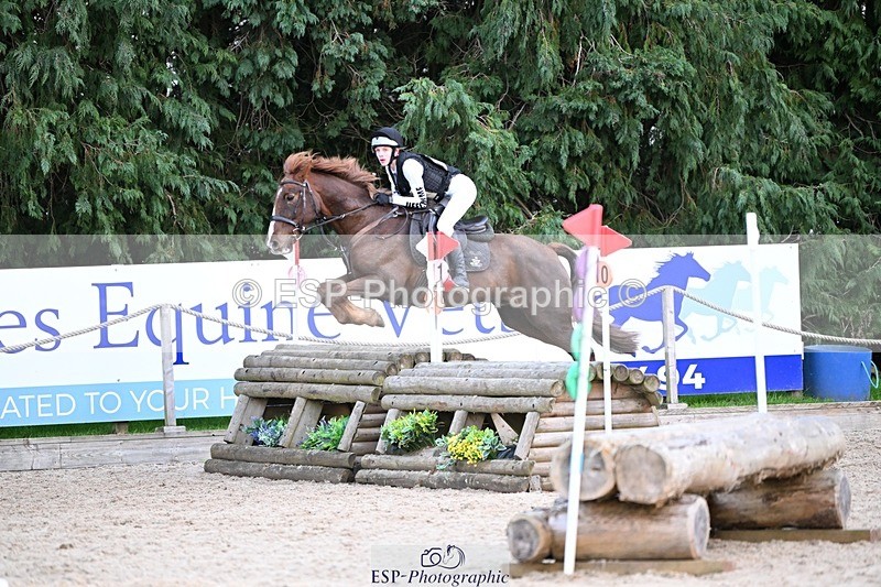 241117-153058-04786 - Cls 4 100-105cm