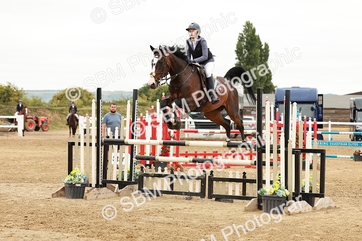 SBM_016685 - Class 20 - Senior Newcomers - 1.10m