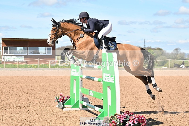 240418A-120438-02793 - Cls 5, 2 Star Medium Tour 1.35m