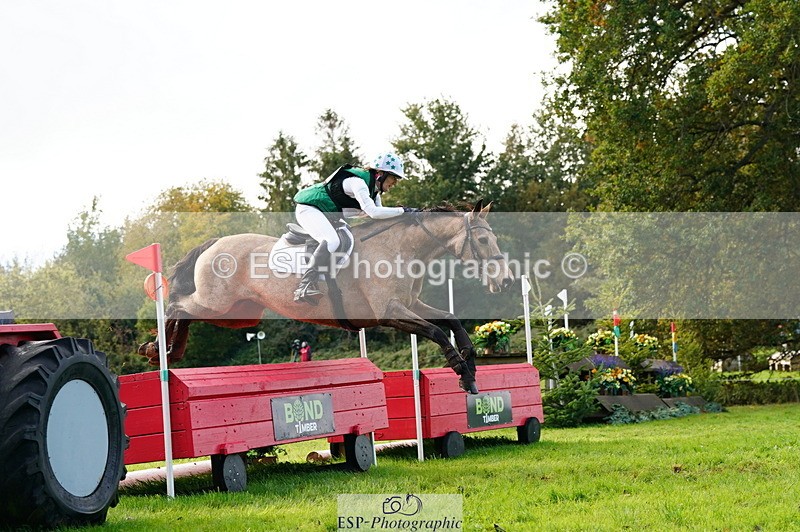 251025A-135124-20690 - F-481-Anna.Passmore