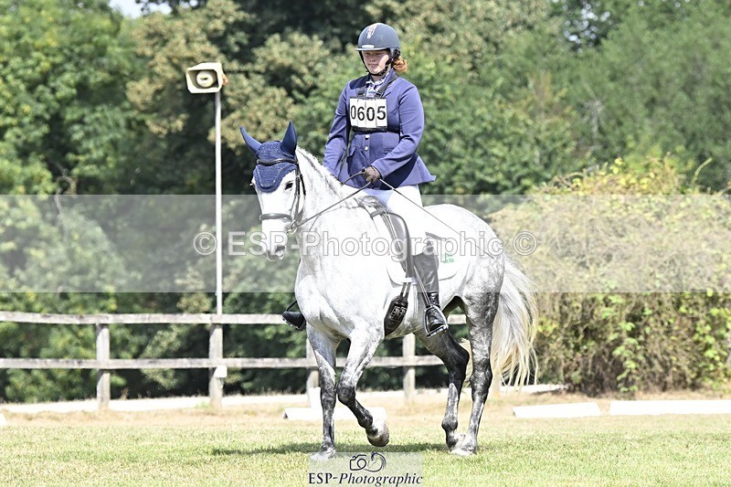 250822A-114612-22374 - DR 11.00 to 12.00