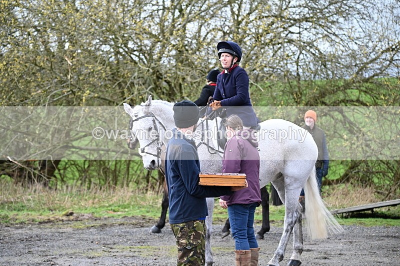 WJ6_8523 - Meet & Line One