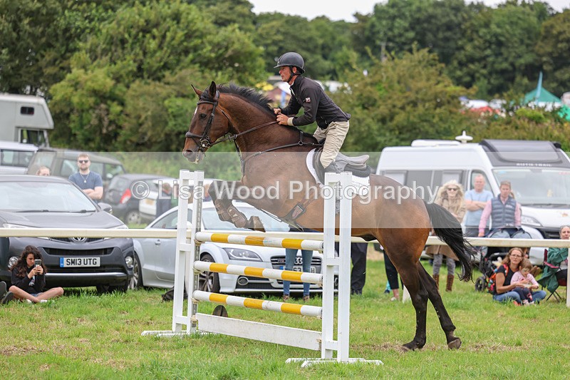 3E7A8290 - Class 7: Senior Newcomers/1.10m open