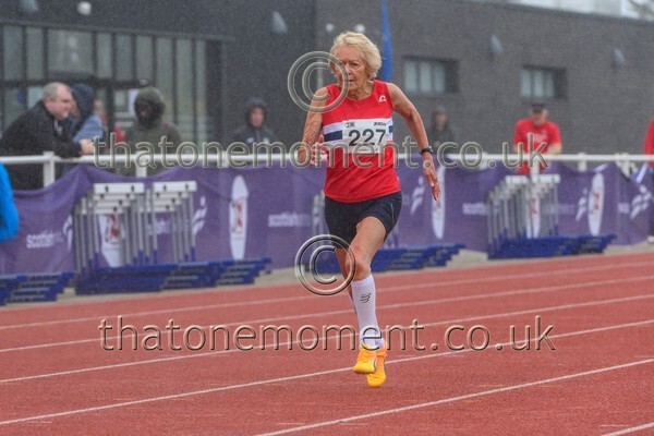 ComMast25-929925 - Track Female Set Two