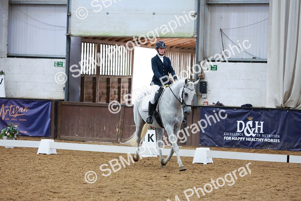 SBM_004087 - Class 12 - E2 Championship - 14.50-15.53