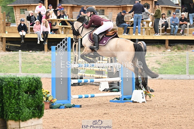 240630A-133118-13732 - Cls 25 HOYS 138cm Qualifier