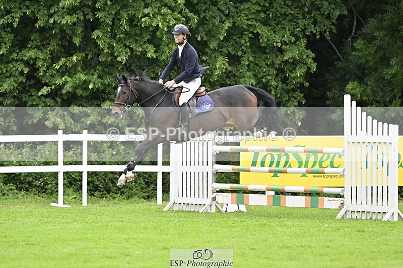 250613A-132451-02197 - Cls 3 Snr Foxhunter