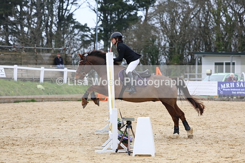 3E7A7966 - Class 10: Junior 60cm