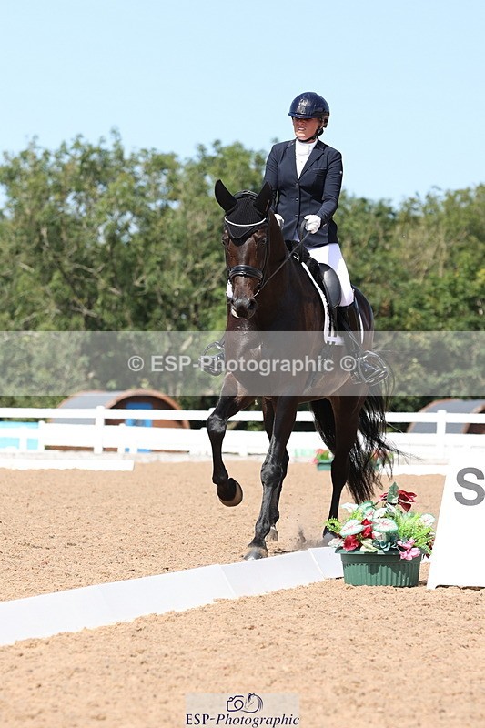 240816A-141555-05317 - 270-Tamara.Egglestone-OLINDE