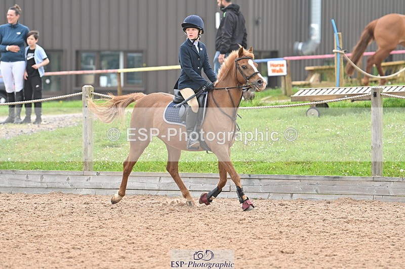 240505A-090833-03412 - Cls 1 Pony Intro 70cm