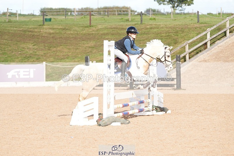 260926-155757-01341 - Cls 13 70cm Speed Derby