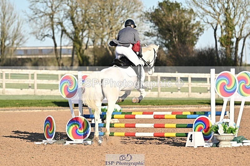 250401-180507-00552 - 80cm Classes