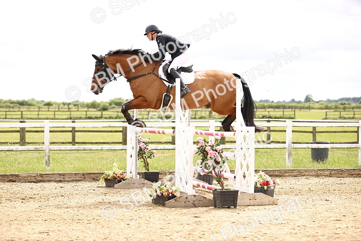 SBM_008050 - Class 21 - Senior Foxhunter - 1.20m