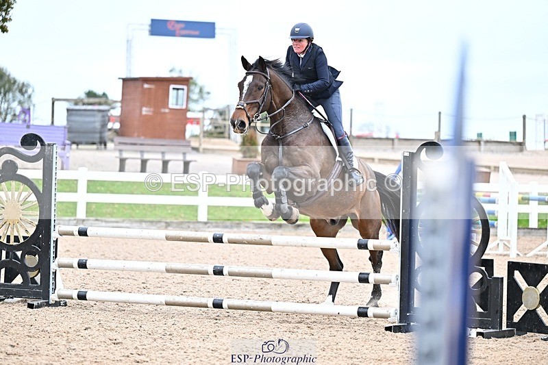 251015-104503-00102 - Cls 1 British Novice and 90cm Open